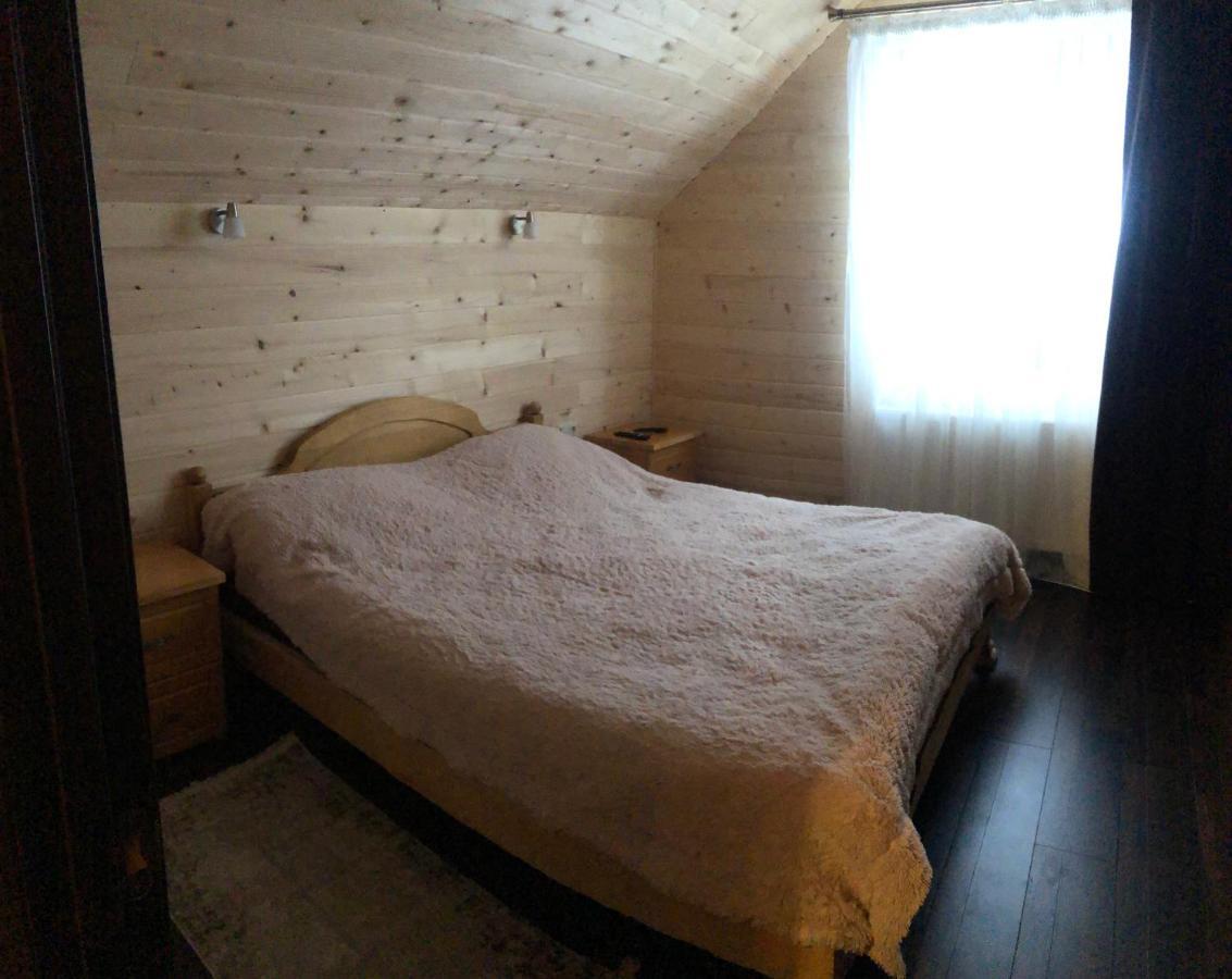 Опришок Hotel Palyanytsya Luaran gambar