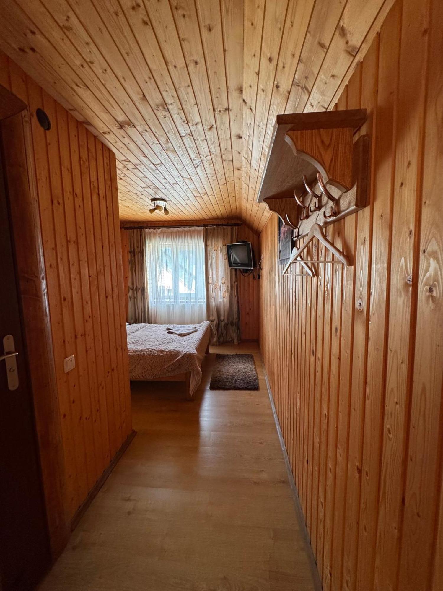 Опришок Hotel Palyanytsya Luaran gambar